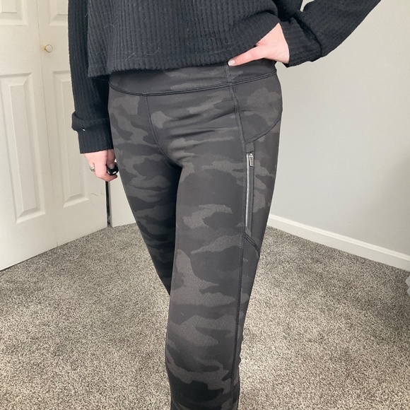 Athleta Leggings - Picture 3 of 4